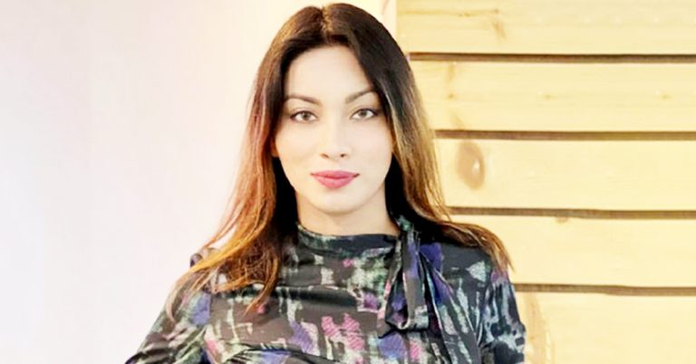 মডেল মেঘনা