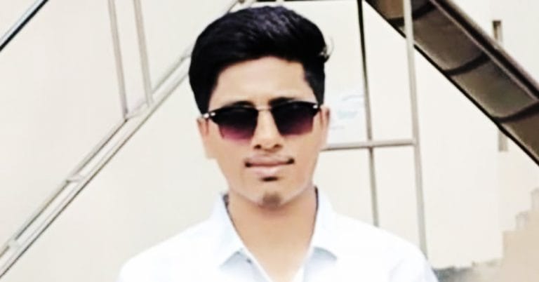 ছাত্রীকে ধর্ষণ শিক্ষকের