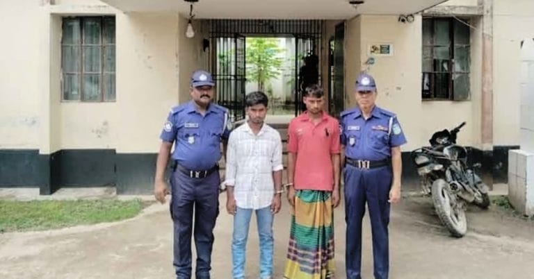 ভাতিজিকে ধর্ষণ