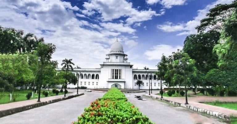 বিচারকের বাধ্যতামূলক অবসর