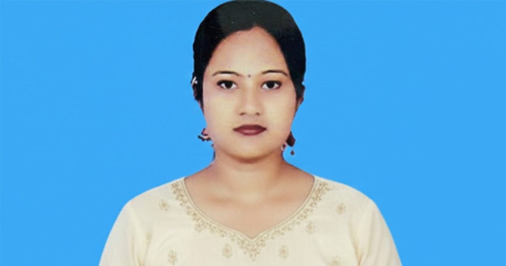 কর্মস্থলে অনুপস্থিত থেকেও বেতন নিচ্ছেন শিক্ষিকা