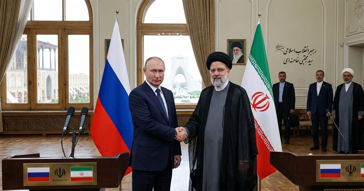 মুজতবা খামেনি ও পুতিনের সমর্থন